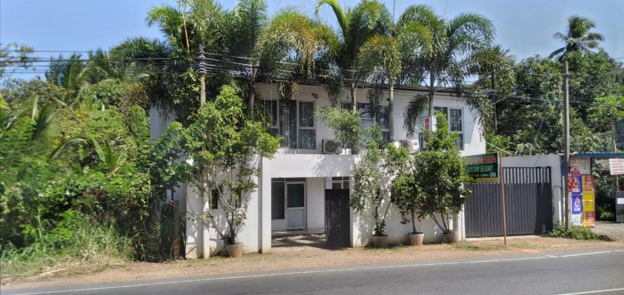 Saragama Holiday Resort Kurunegala Buitenkant foto